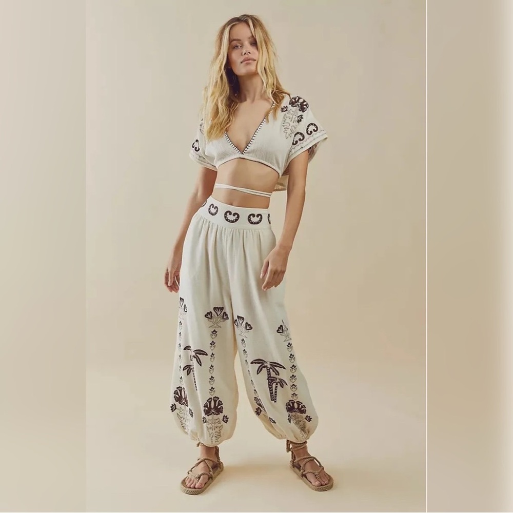 Free people Kai Embroidered Set Size M - Picture 2 of 8